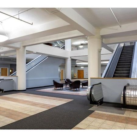 Beautiful 2Br 2Ba In The Block By Cozysuites Indianapolis Eksteriør bilde