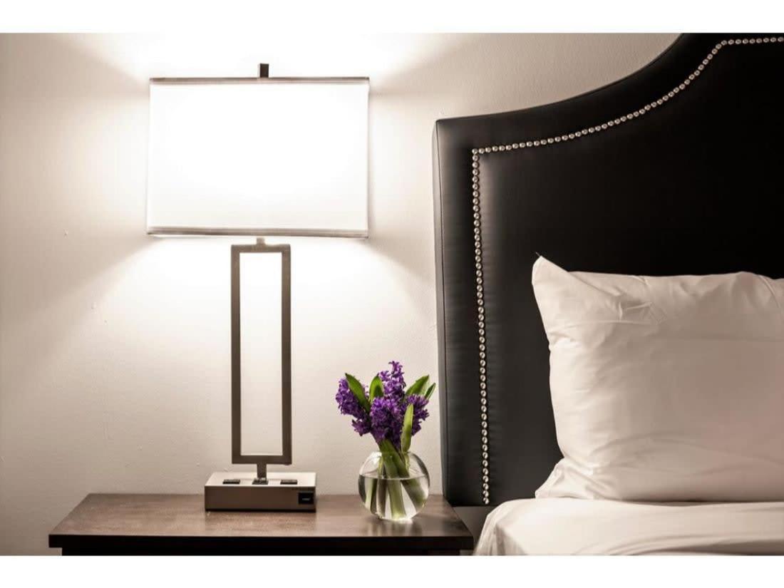 Beautiful 2Br 2Ba In The Block By Cozysuites Indianapolis Eksteriør bilde